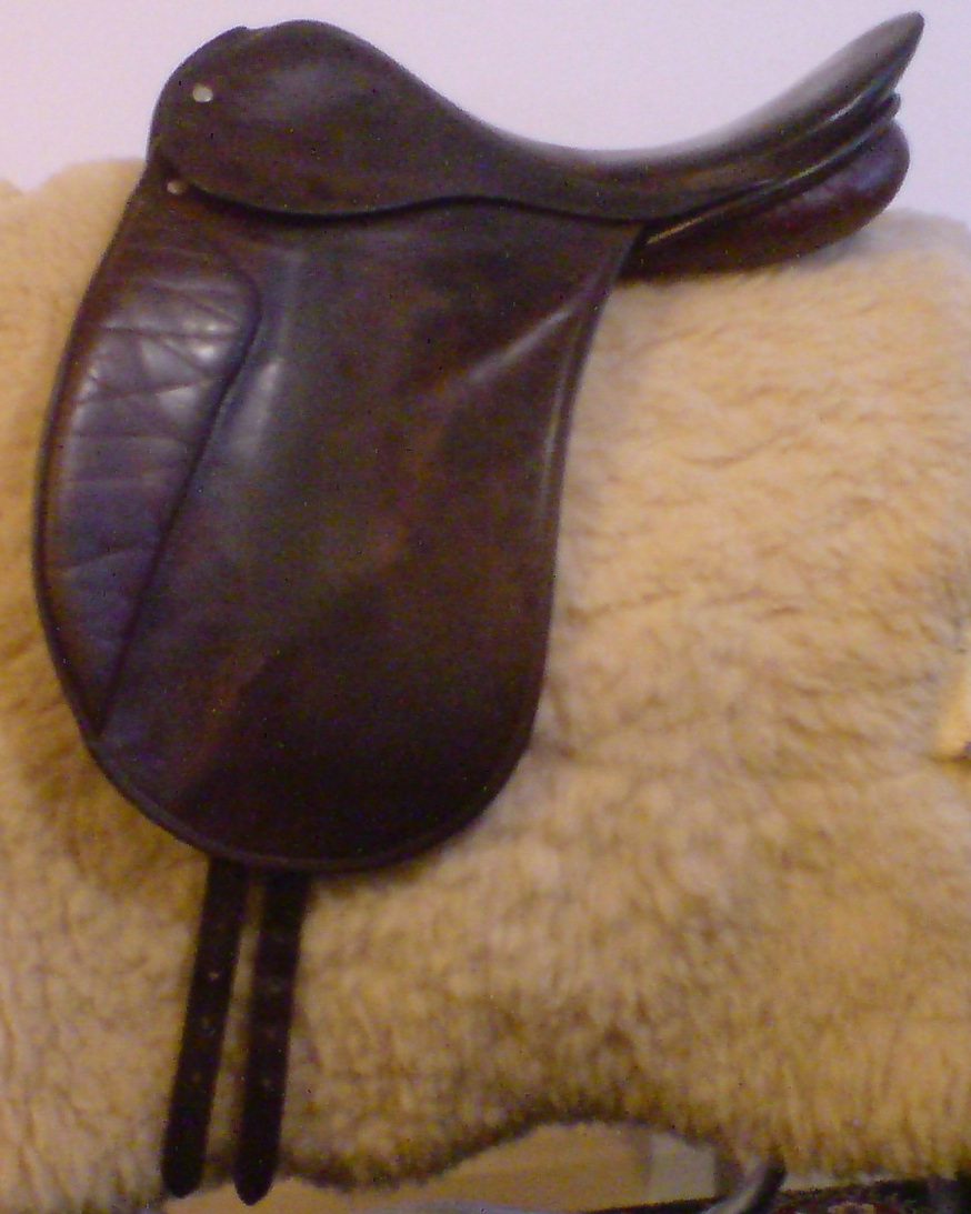 County Perfection Dressage Saddle photo 1